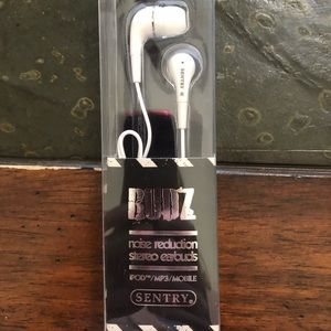 Buds earbuds